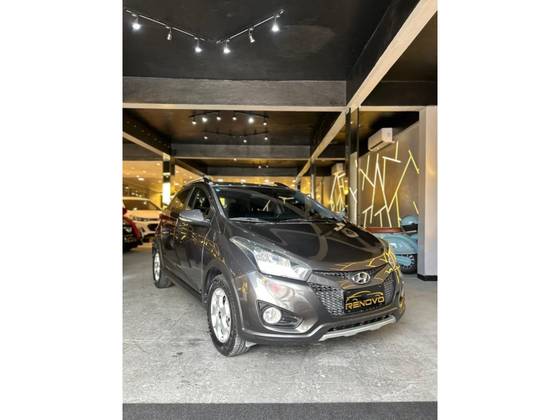 HYUNDAI HB20X 1.6 16V PREMIUM FLEX 4P AUTOMÁTICO